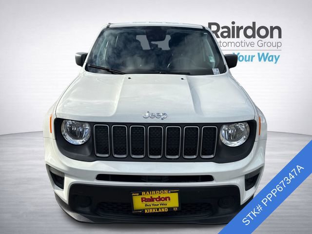 Used 2023 Jeep Renegade Latitude image 2
