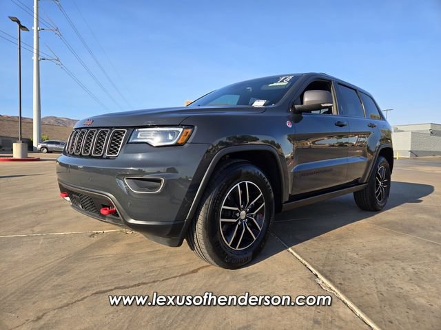 Used 2018 Jeep Grand Cherokee Trailhawk w/ Trailhawk Luxury Group AWD/4WD image 2