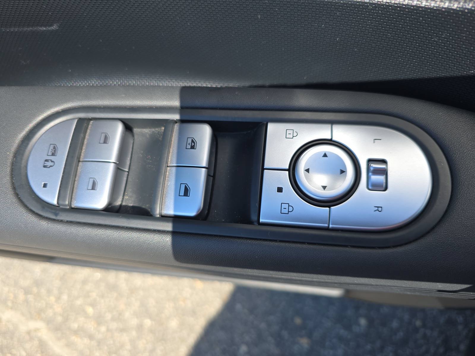 Used 2023 Hyundai Ioniq 5 SE RWD image 27