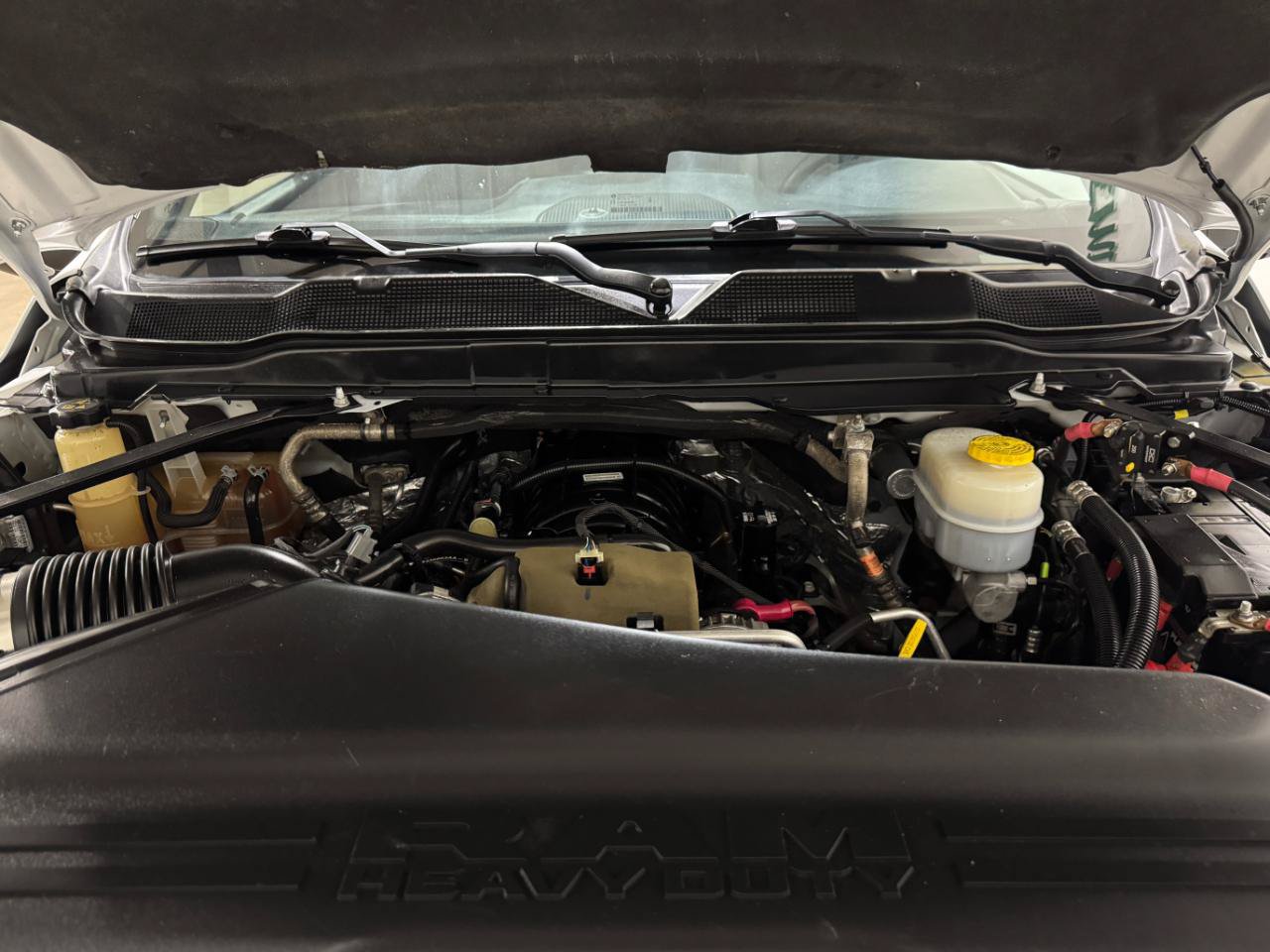 Used 2024 RAM 3500 Tradesman AWD/4WD image 51