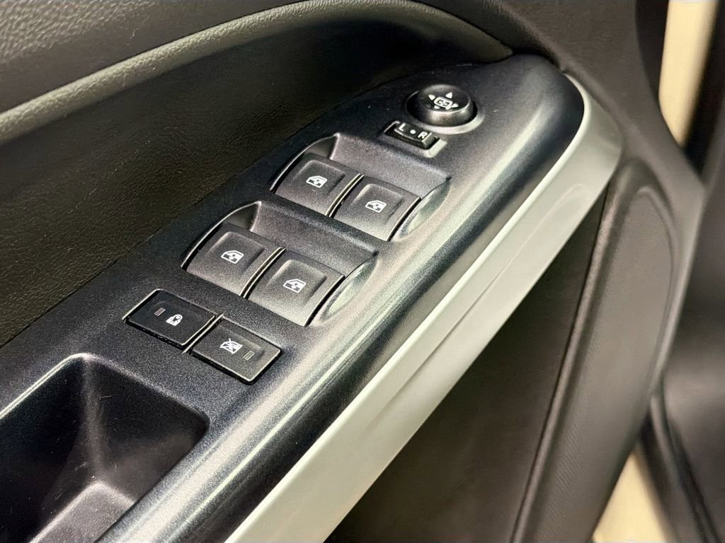 Used 2021 Chevrolet Colorado ZR2 AWD/4WD image 17