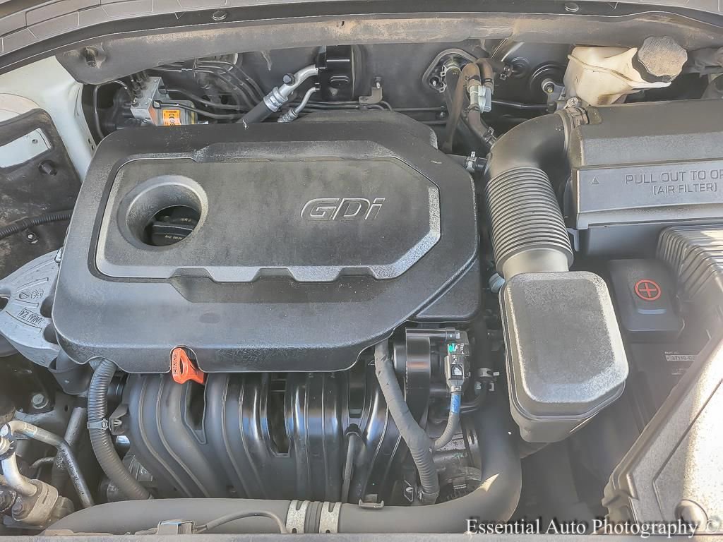 Used 2019 Hyundai Santa Fe SE image 23