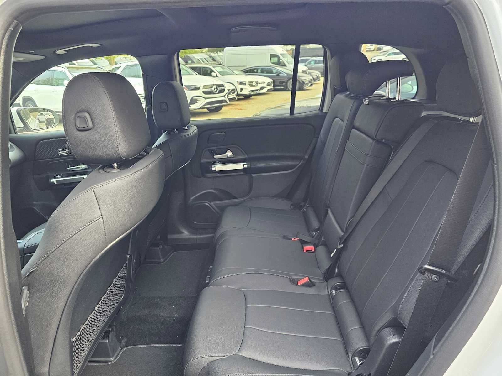 New 2026 Mercedes-Benz GLB 250 image 16