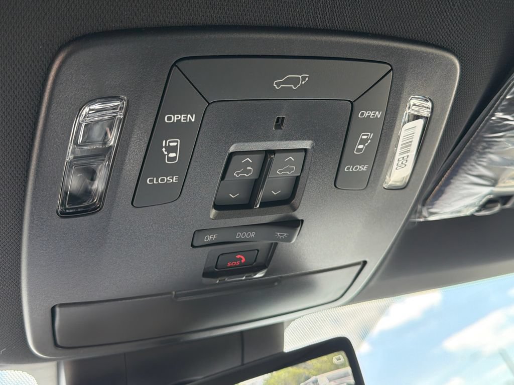 New 2026 Toyota Sienna Limited AWD/4WD image 32