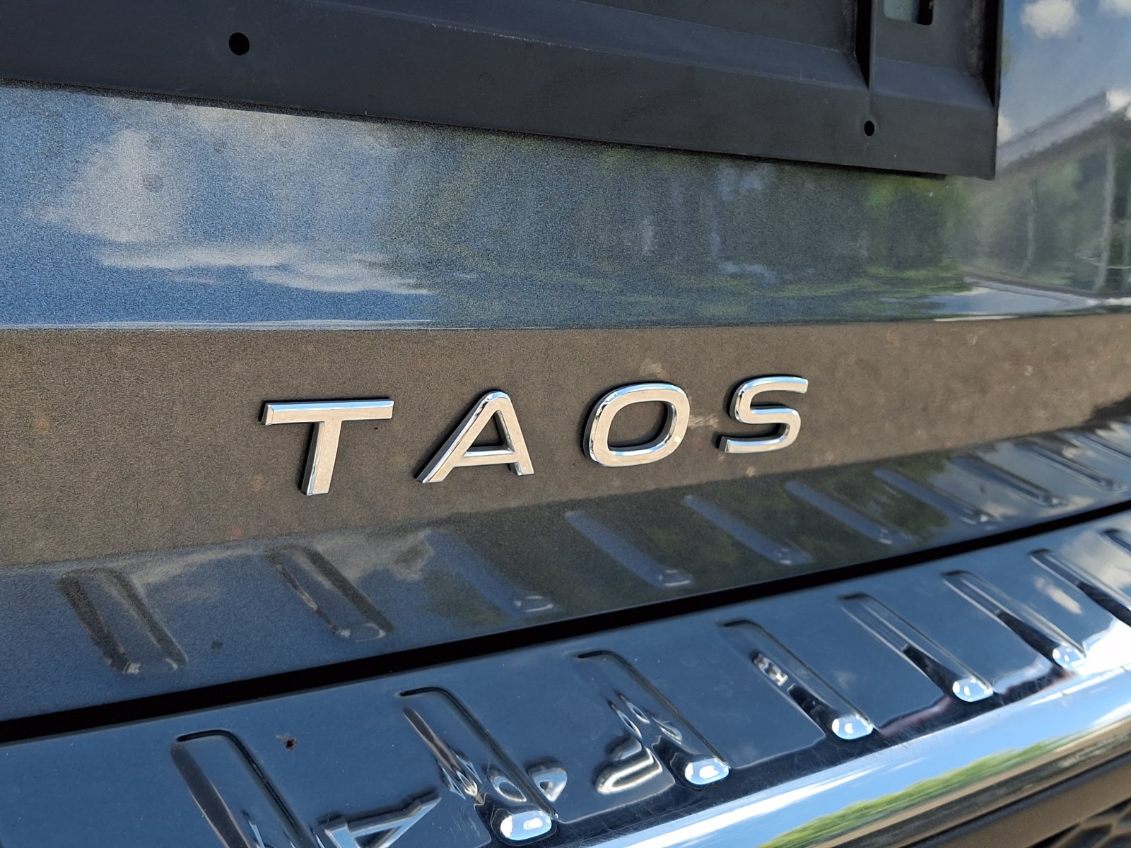 Used 2023 Volkswagen Taos S FWD image 29