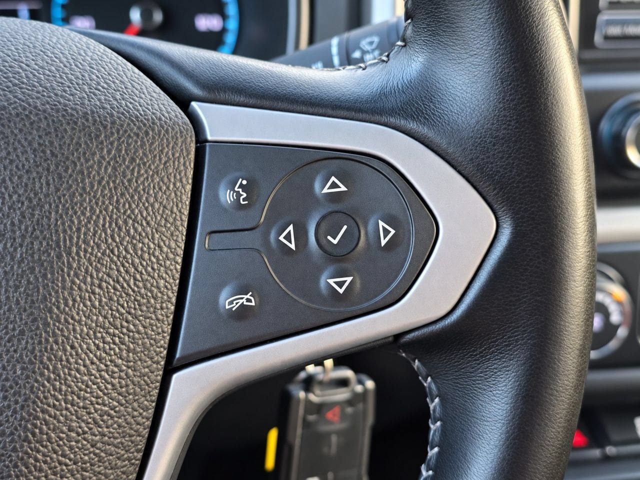 Certified 2018 Chevrolet Colorado LT RWD image 25