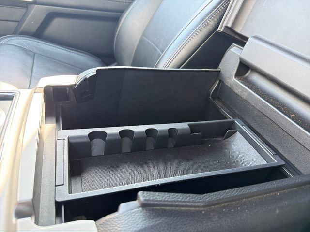 Used 2019 Ford F250 Lariat w/ Lariat Ultimate Package AWD/4WD image 30