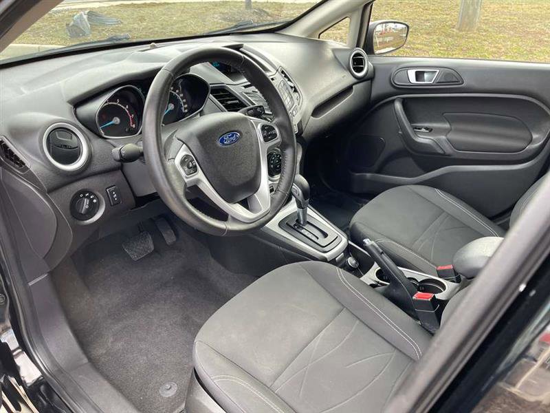 Used 2016 Ford Fiesta SE image 57