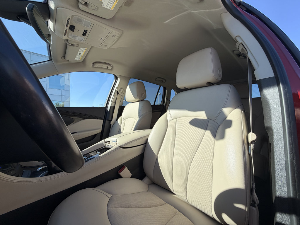 Used 2019 Buick Envision Preferred FWD image 16