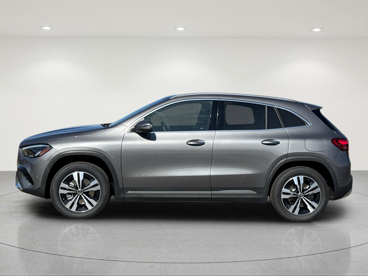 New 2026 Mercedes-Benz GLA 250 4MATIC image 2