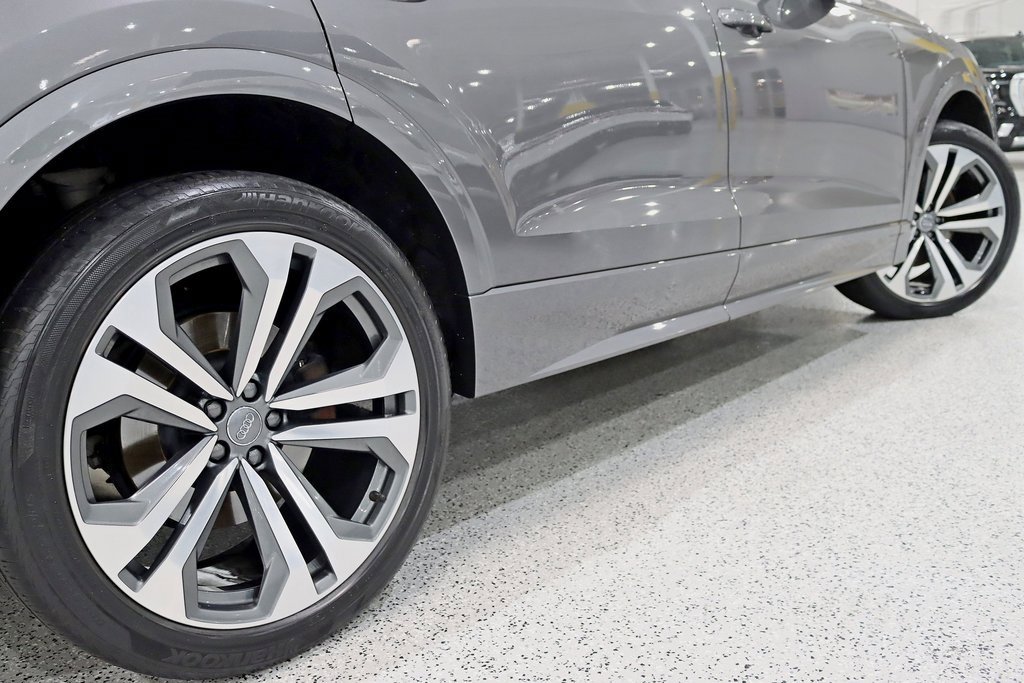 Used 2020 Audi Q8 Premium Plus image 12