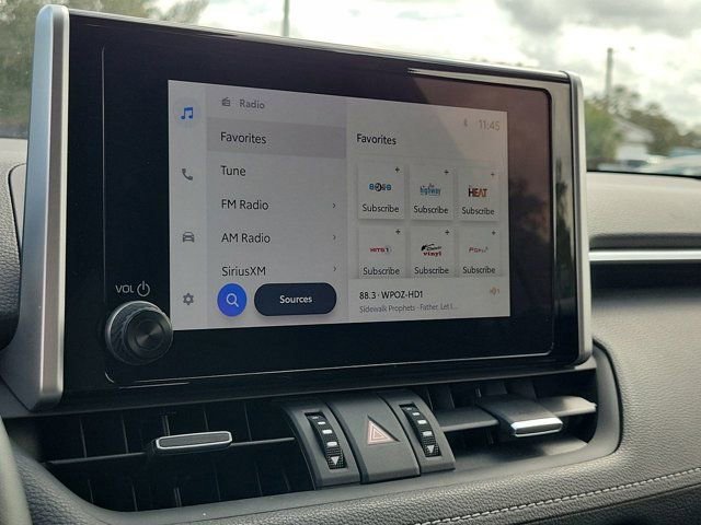 Used 2025 Toyota RAV4 XLE Premium image 24