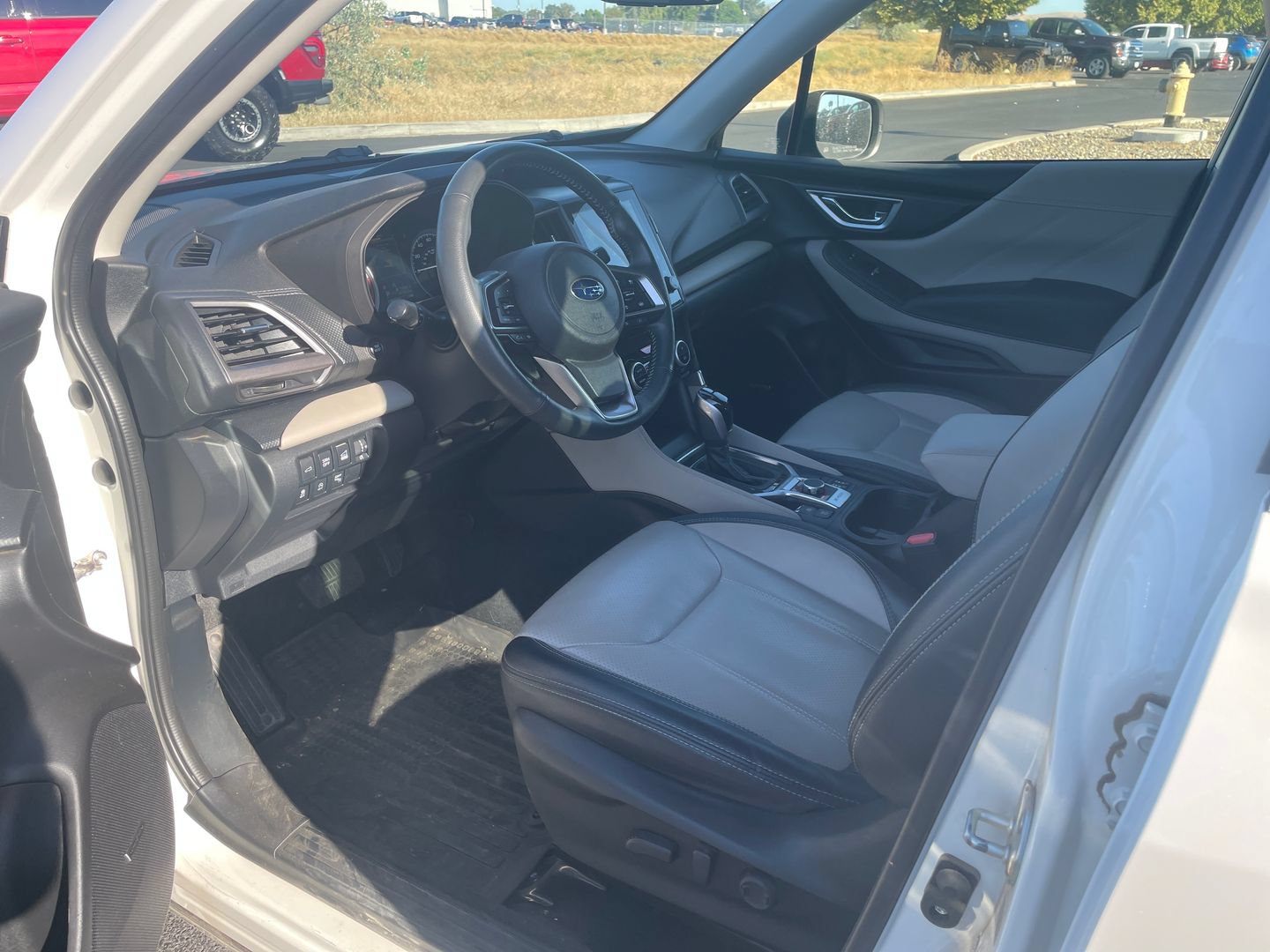 Used 2022 Subaru Forester Limited AWD/4WD image 9