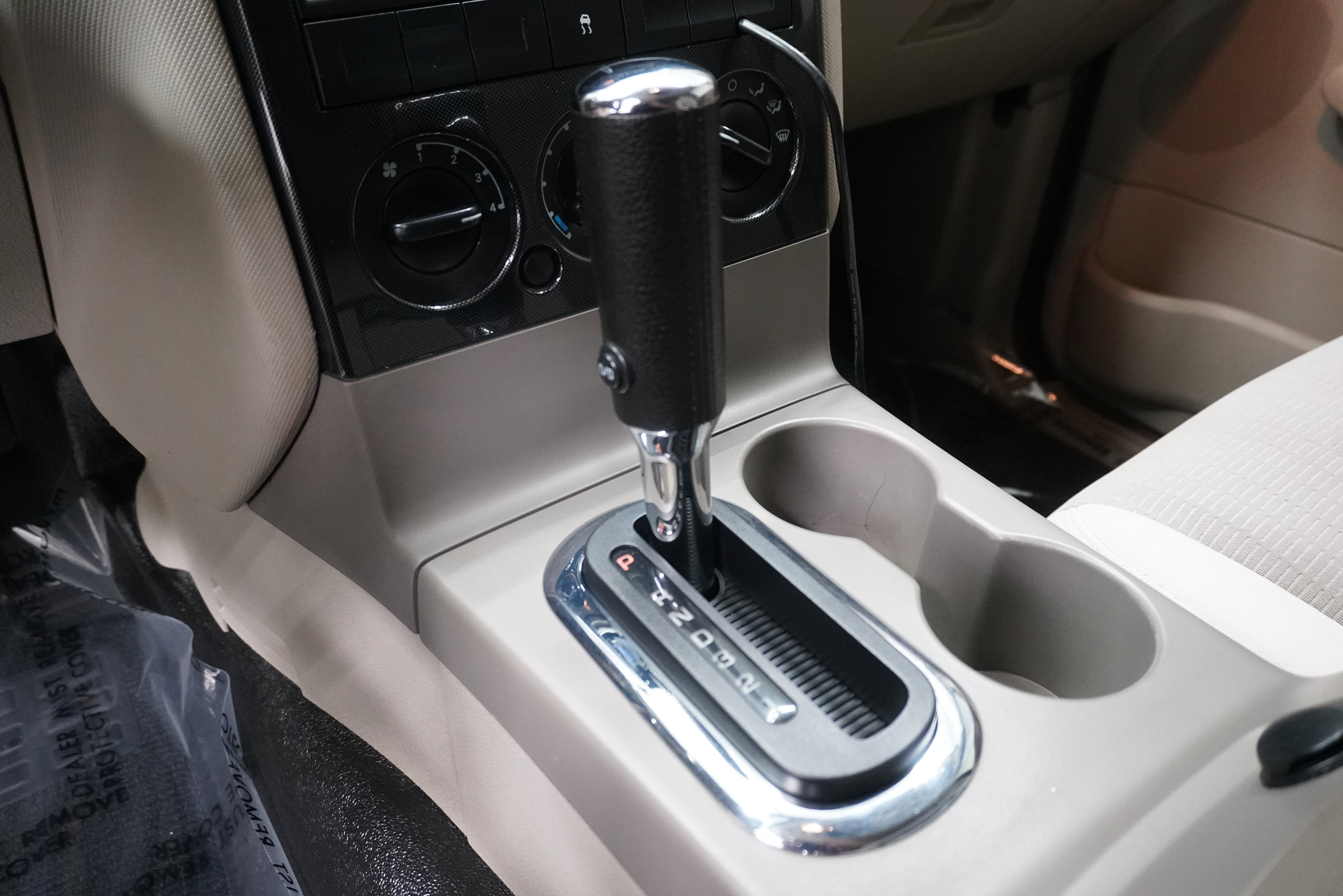 Used 2007 Ford Explorer Sport Trac XLT image 19