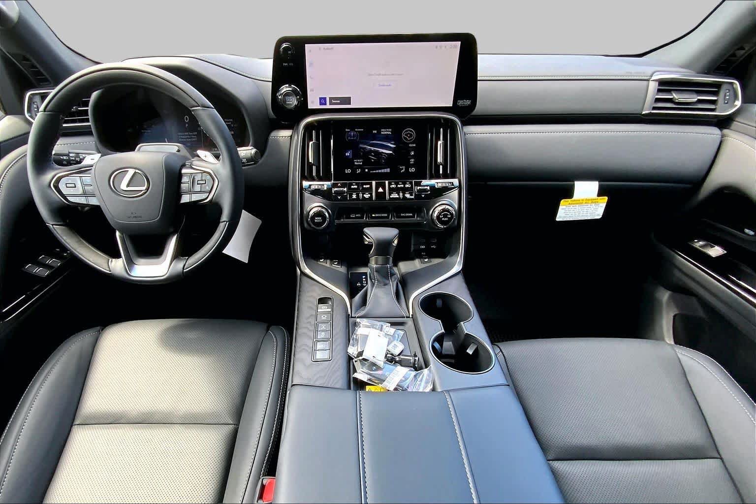 New 2026 Lexus LX 600 4WD w/ Luxury Package image 5