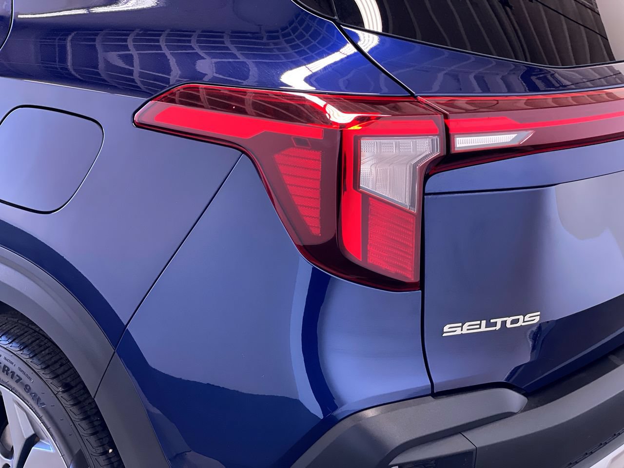 Certified 2026 Kia Seltos LX AWD/4WD image 9