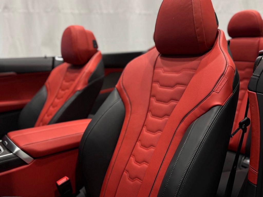 Used 2026 BMW M850i xDrive Convertible w/ M Sport Professional Package image 20