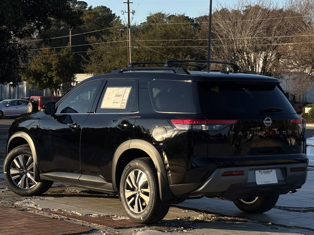 New 2026 Nissan Pathfinder SL w/ Cargo Package FWD image 21