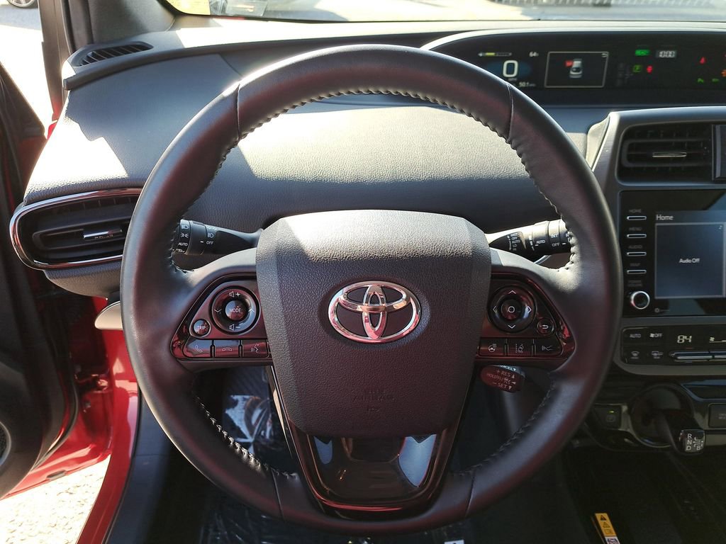 Certified 2021 Toyota Prius XLE image 17