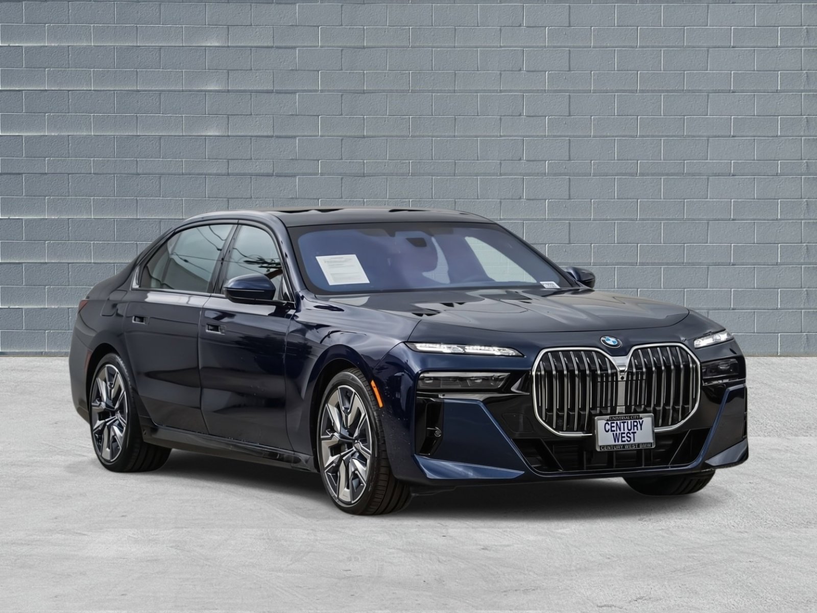 Used 2025 BMW 760i xDrive w/ Executive Package