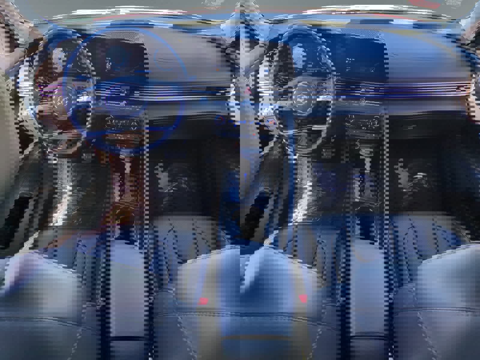 Used 2024 Hyundai Elantra Limited image 10