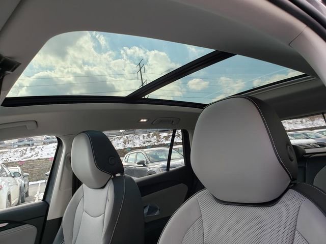 New 2026 Volkswagen Tiguan SE image 7