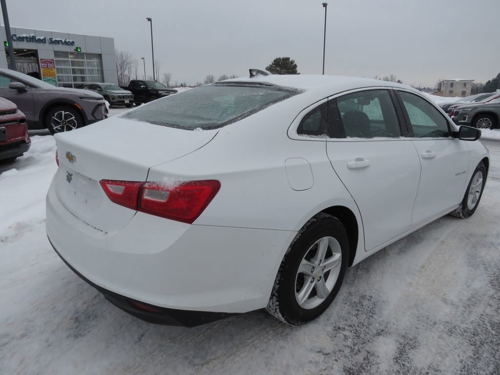Used 2022 Chevrolet Malibu LS image 4