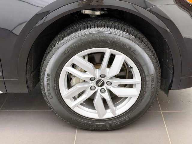 Certified 2023 Audi Q5 2.0T Premium w/ Convenience Package AWD/4WD image 8