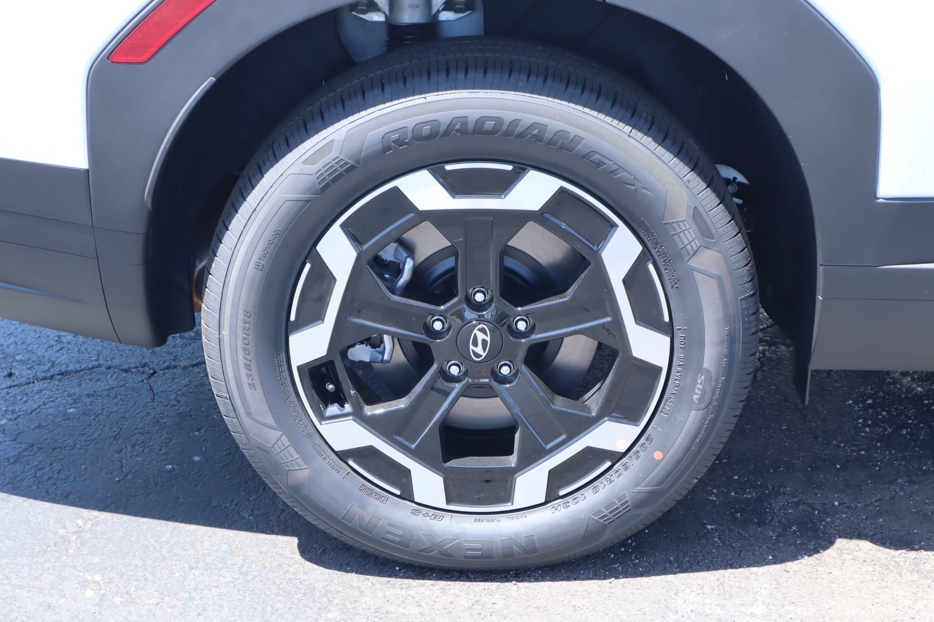 New 2026 Hyundai Santa Fe SE FWD image 16
