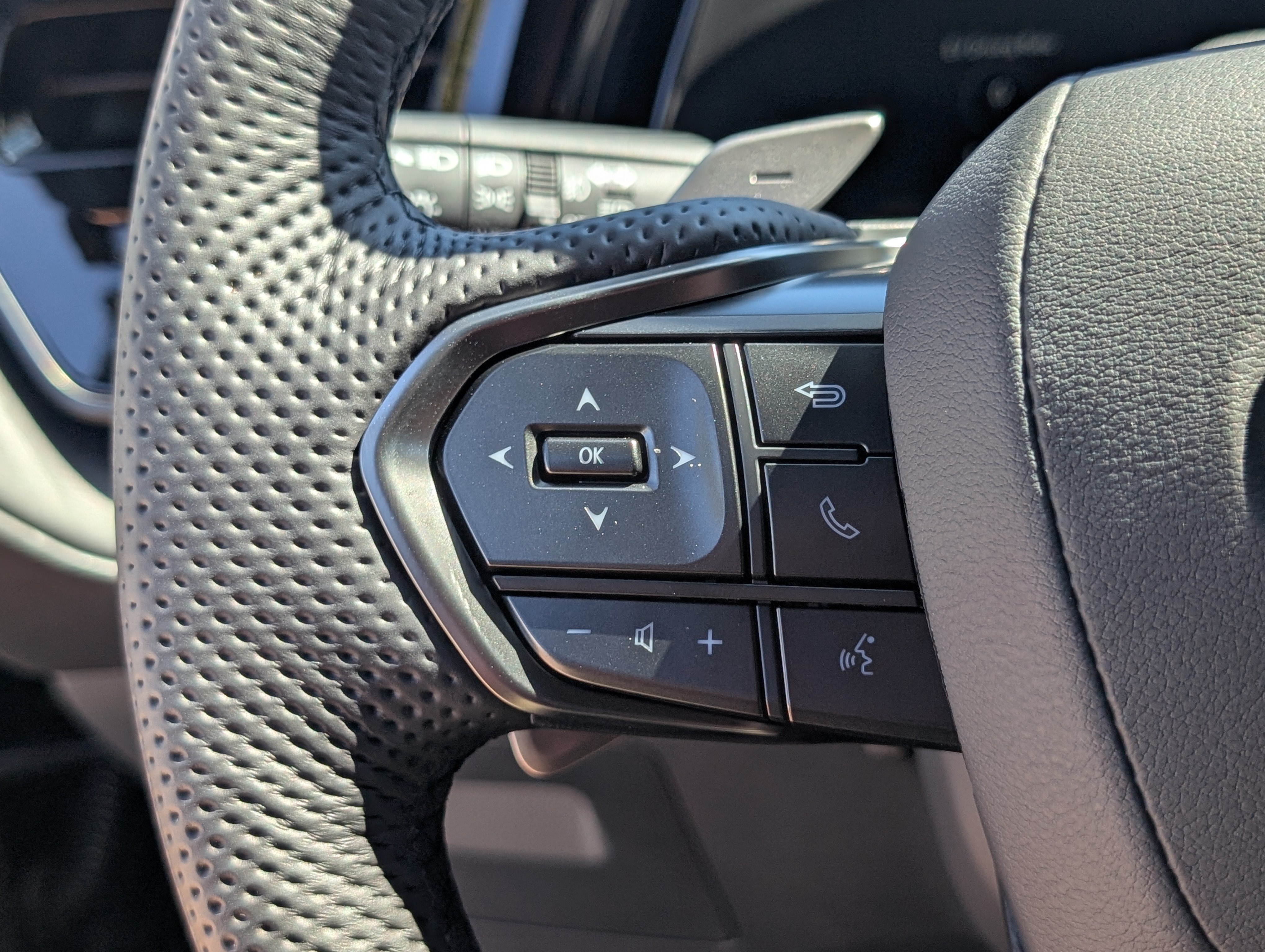 New 2026 Lexus TX 500h AWD w/ Technology Package image 21
