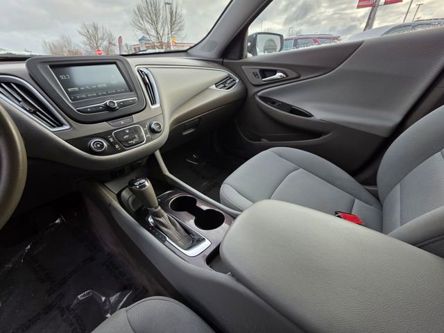 Used 2017 Chevrolet Malibu LS image 23