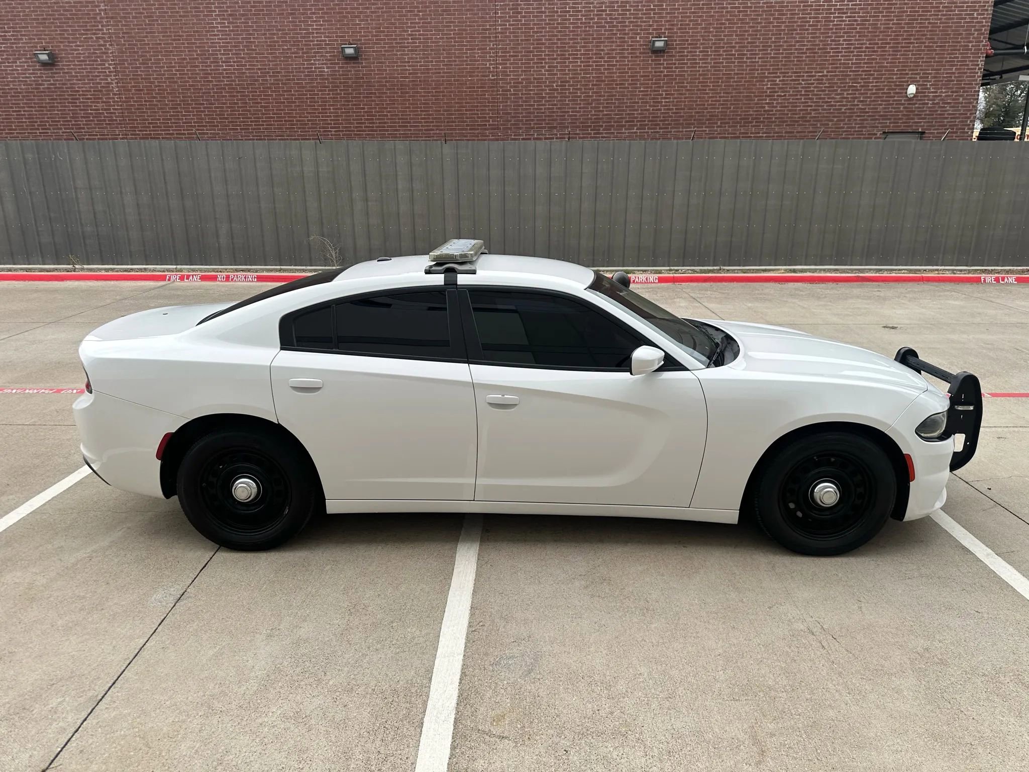 Used 2019 Dodge Charger Police w/ Fleet Safety Group image 9