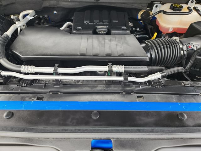 Used 2025 Chevrolet Silverado 1500 Custom w/ Turbomax Blackout Package AWD/4WD image 31