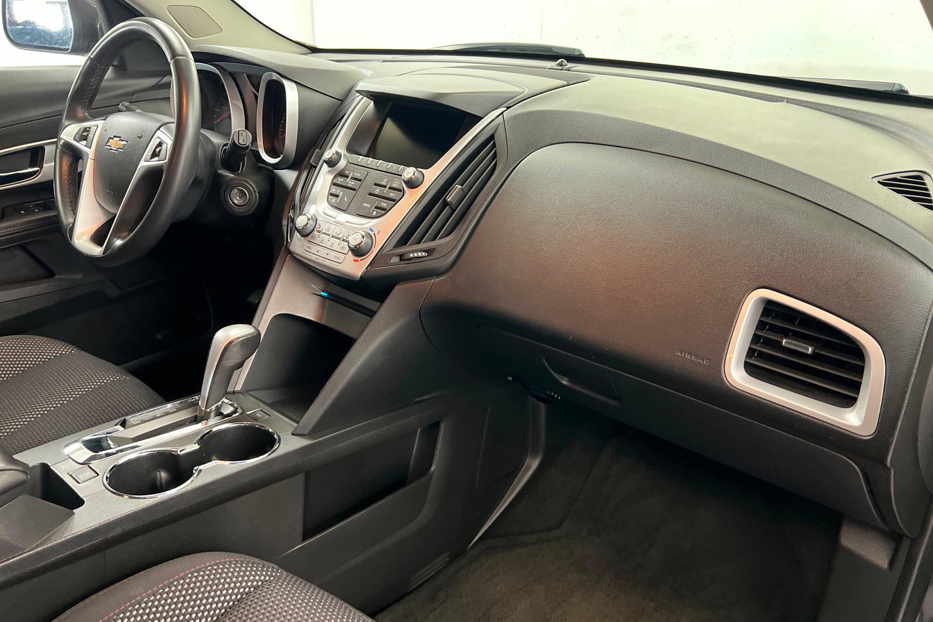 Used 2015 Chevrolet Equinox LT w/ Driver Convenience Package FWD image 25