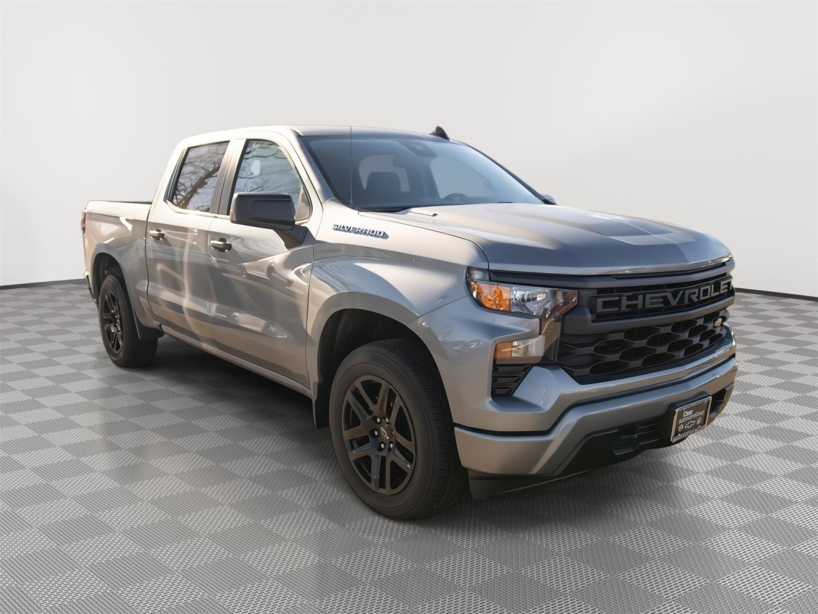 Used 2025 Chevrolet Silverado 1500 Custom image 1