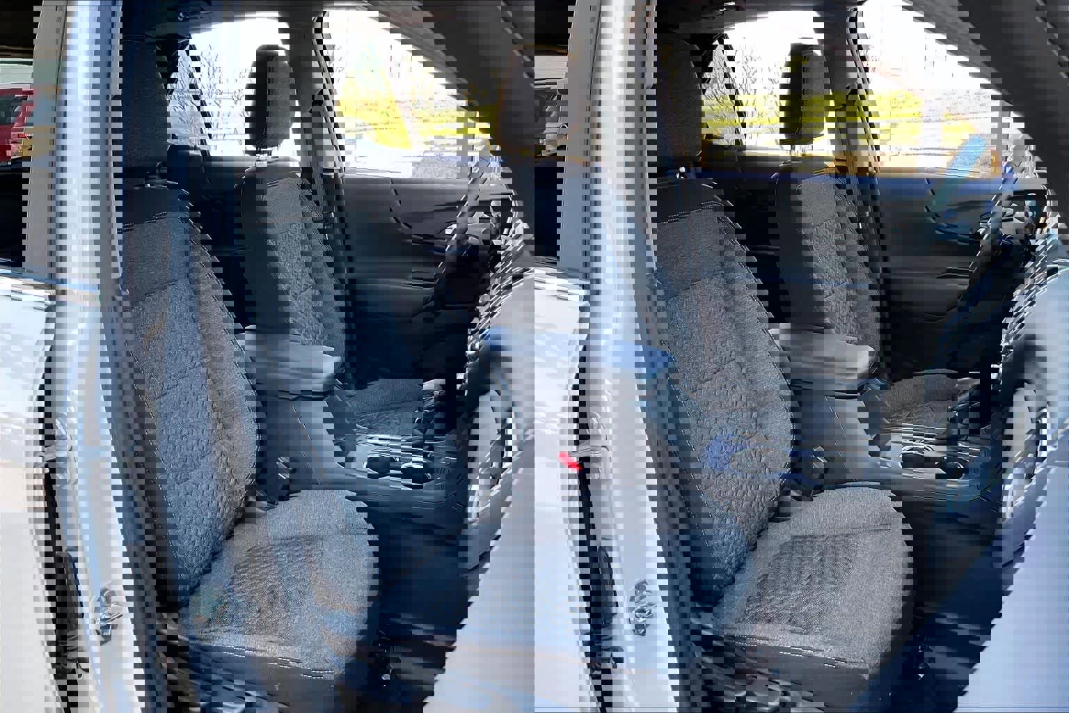 Used 2024 Chevrolet Equinox LT FWD image 9