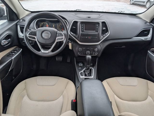 Used 2017 Jeep Cherokee Sport w/ Safety Group image 15