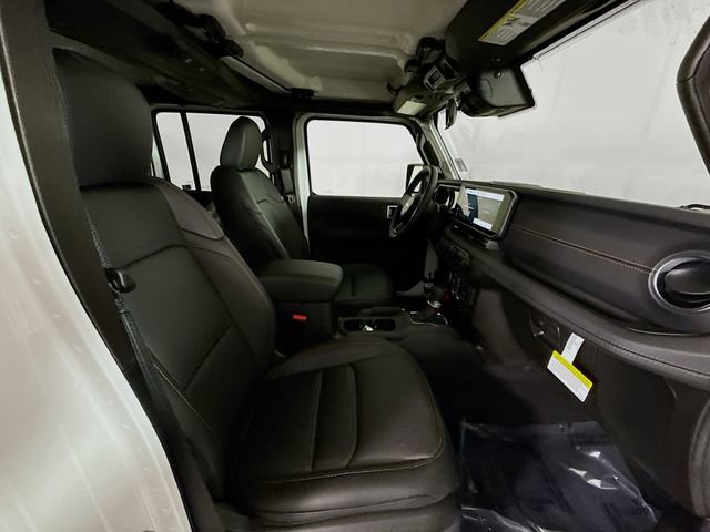 New 2025 Jeep Gladiator Sport image 25