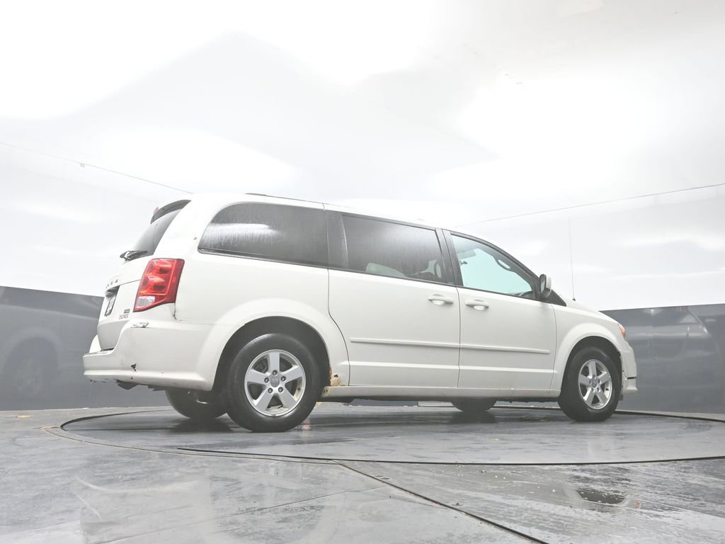 Used 2013 Dodge Grand Caravan SXT image 46