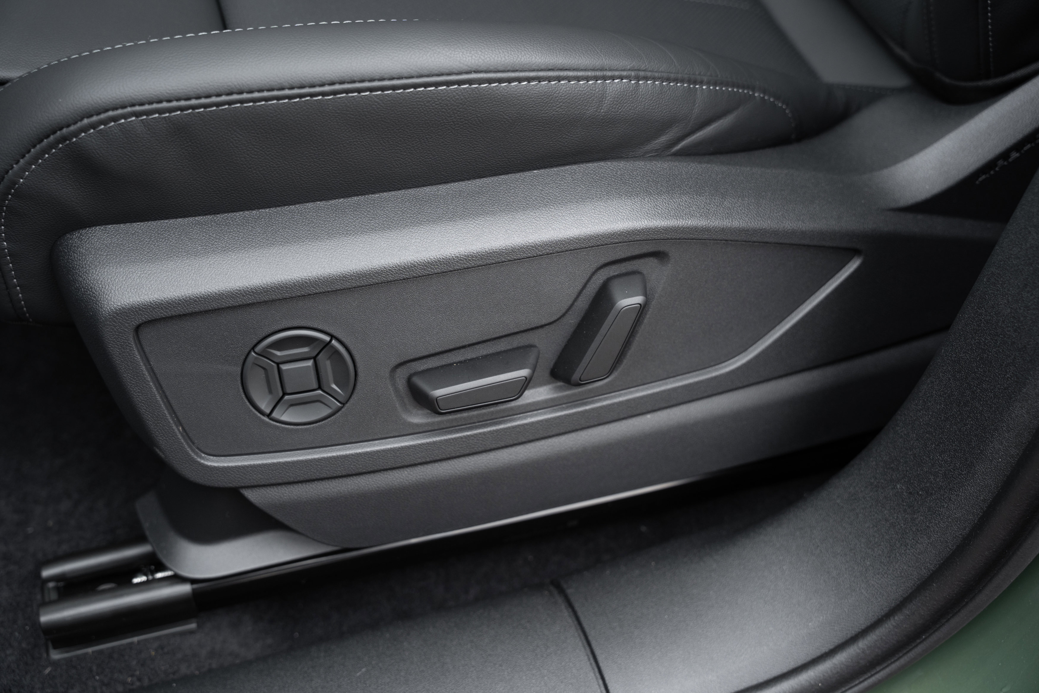 New 2025 Audi Q5 Prestige image 22