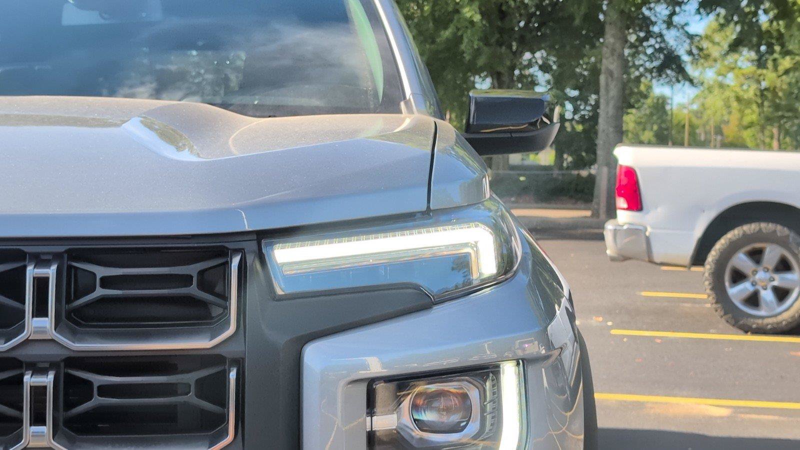 New 2026 GMC Canyon AT4 AWD/4WD image 12