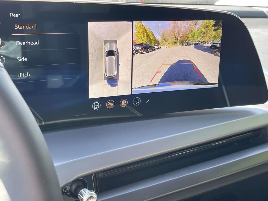 New 2026 Cadillac Vistiq Sport image 28