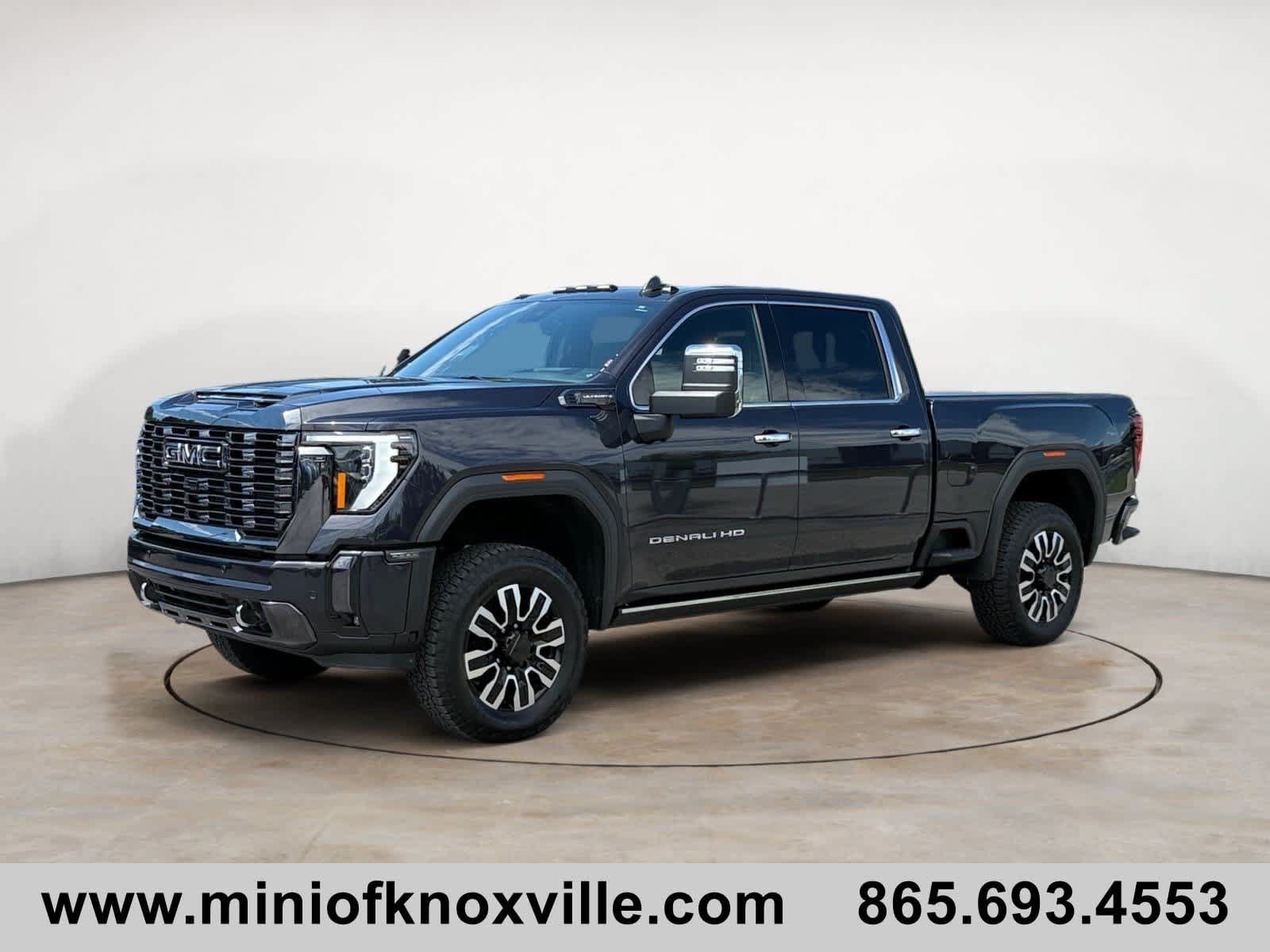 Used 2024 GMC Sierra 2500 Denali Ultimate AWD/4WD image 7