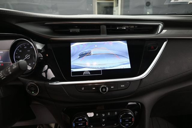 Used 2021 Buick Encore GX Essence w/ Experience Buick Package FWD image 33