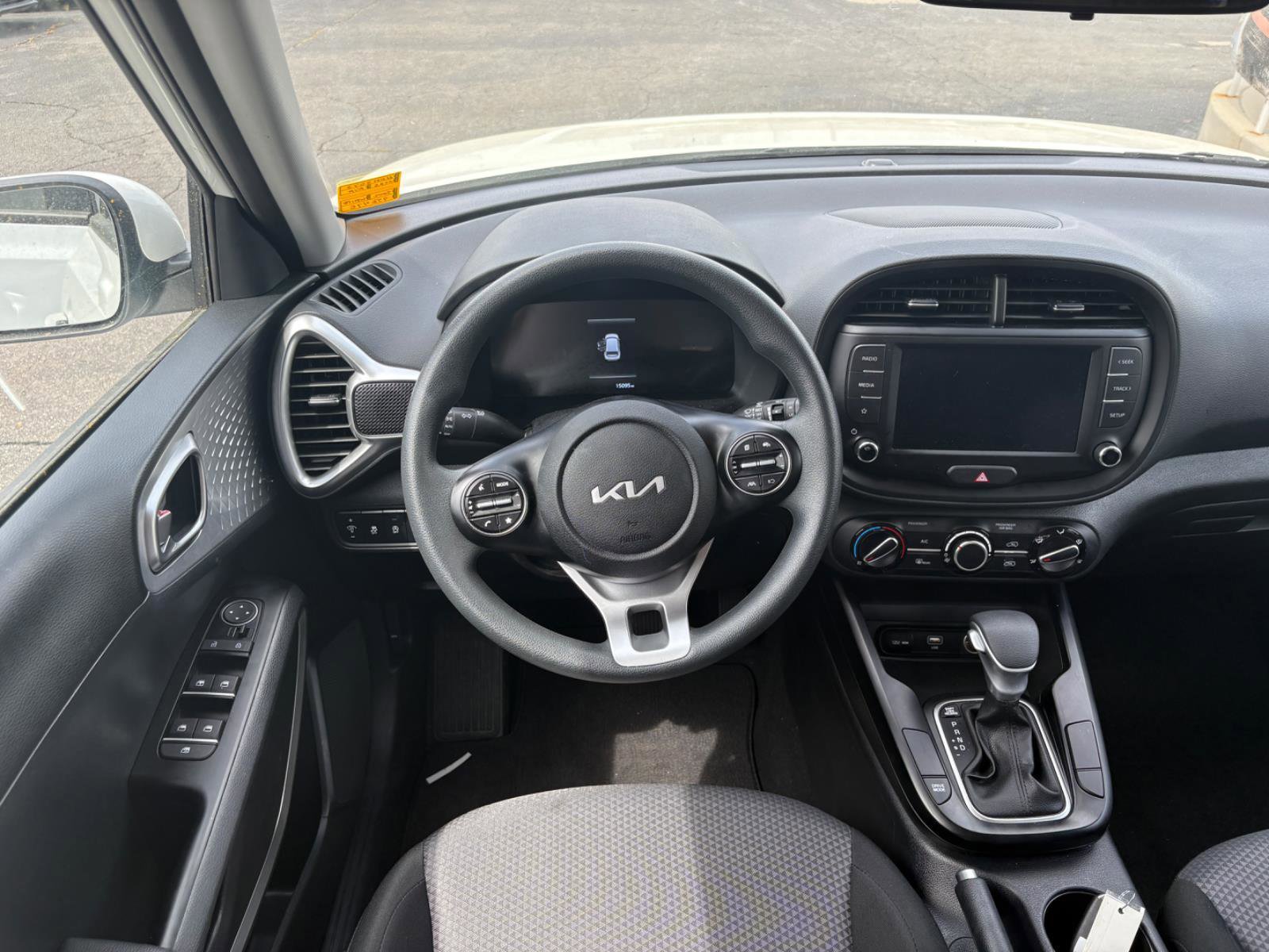 Used 2025 Kia Soul LX image 20