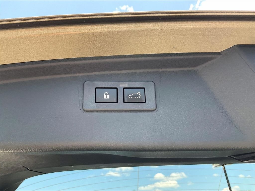 Used 2025 Subaru Outback Limited w/ Popular Package #2 AWD/4WD image 35