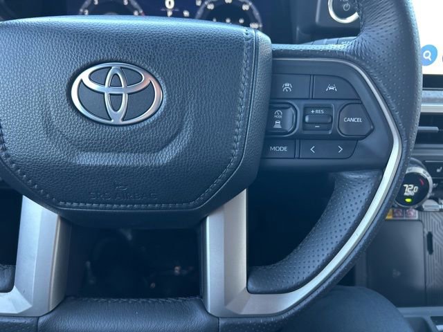 Used 2025 Toyota 4Runner Trailhunter AWD/4WD image 16
