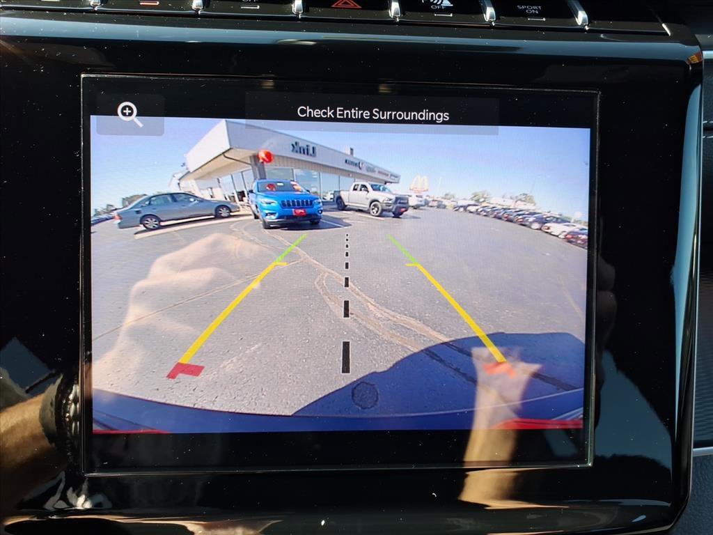 Used 2024 Jeep Grand Cherokee Altitude image 19