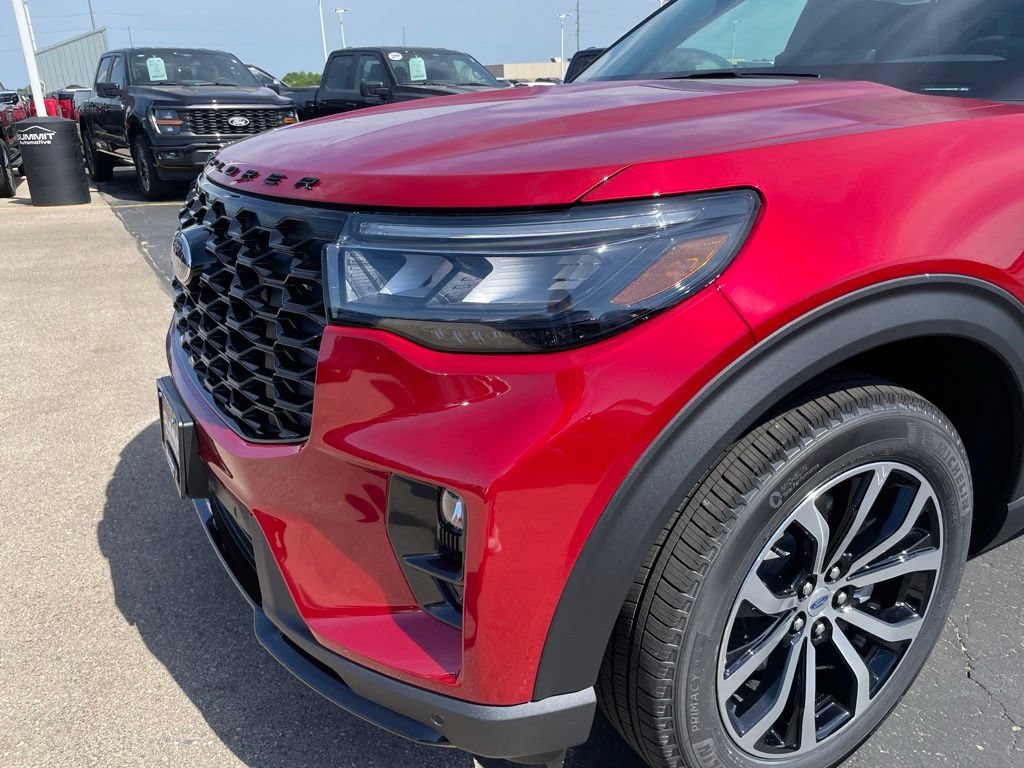 New 2026 Ford Explorer ST-Line AWD/4WD image 31