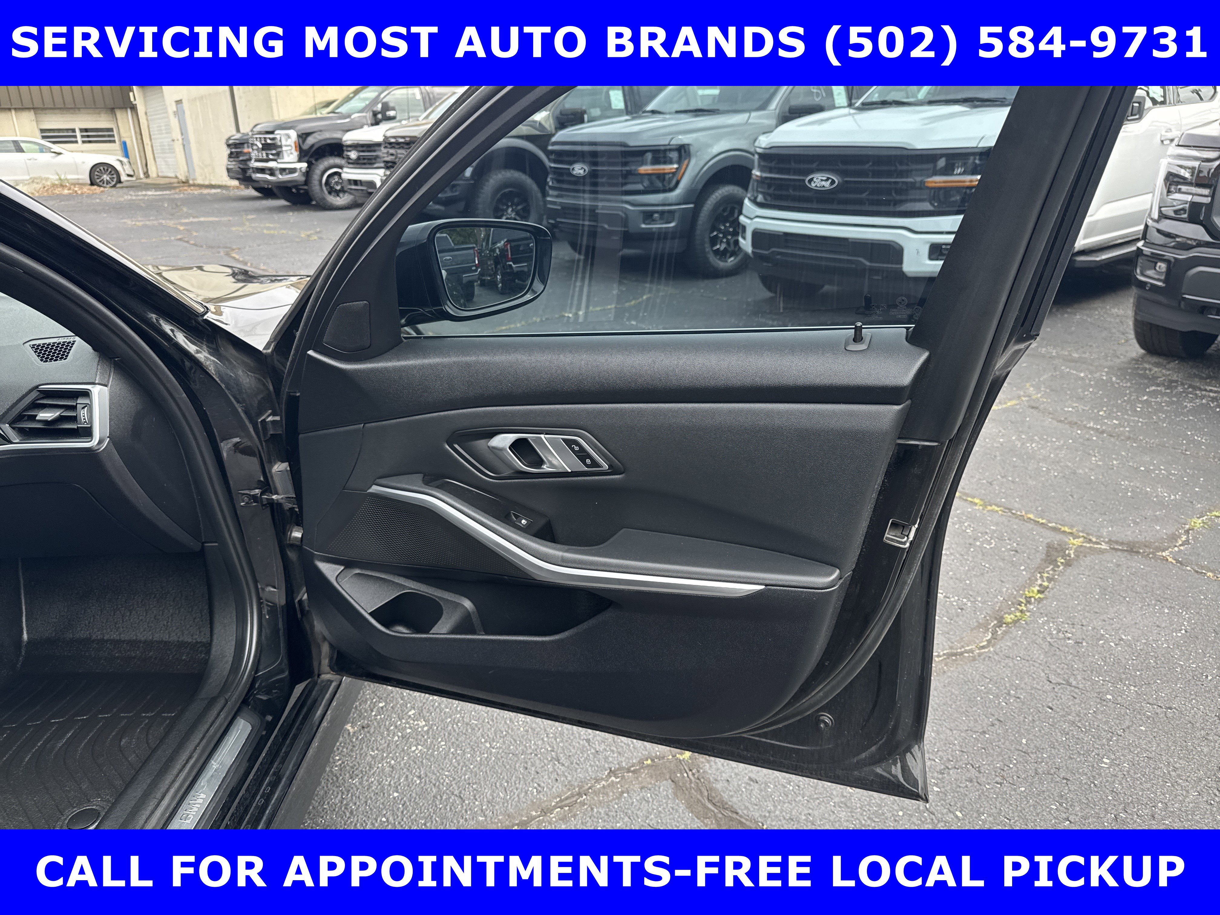 Used 2019 BMW 330i Sedan w/ Convenience Package RWD image 17